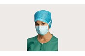 clinicien portant un masque médical BARRIER