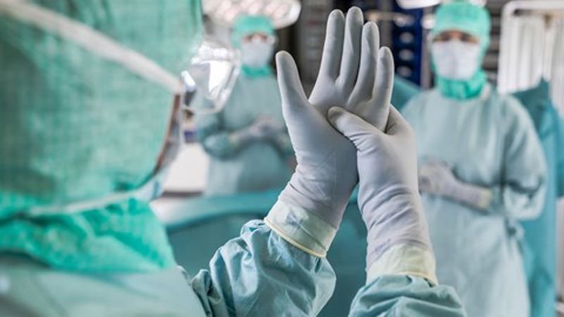 Biogel gloves in the OR